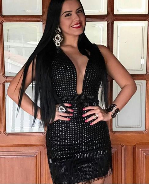 Vestido Bordado a Mão Franja